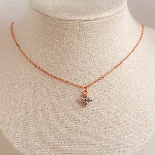 Kelynn Clover Necklace (Rose Gold)