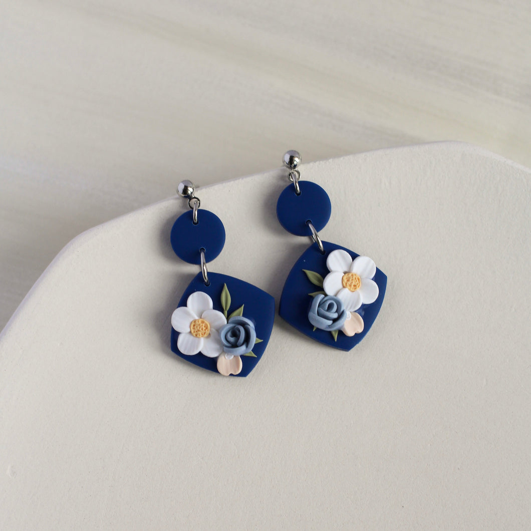 All Things Floral (Navy - Diamond)