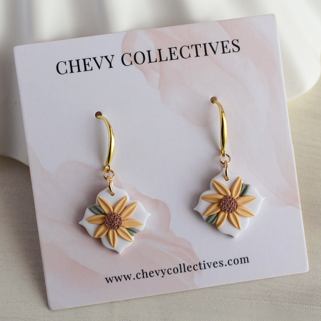 Sunflower (Tile - White)