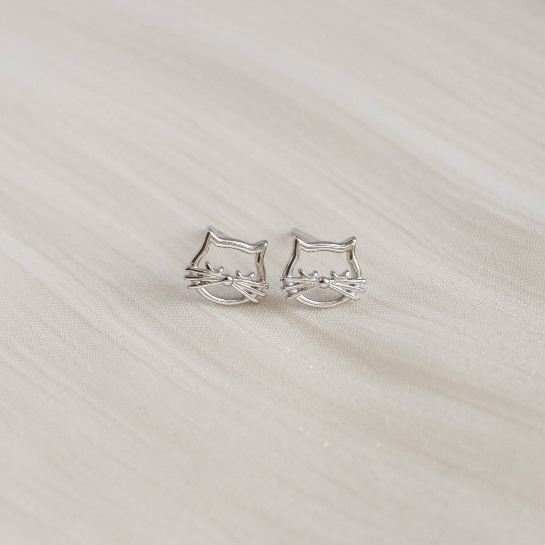 Cat Studs (Silver)