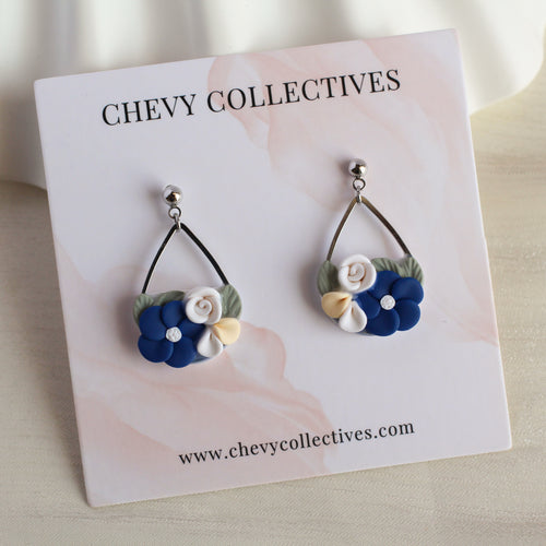 Petite Summer Fleur (Teardrop - Navy, White Rose)