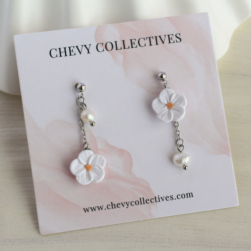 Wildflower Dangle (Asymmetric White)
