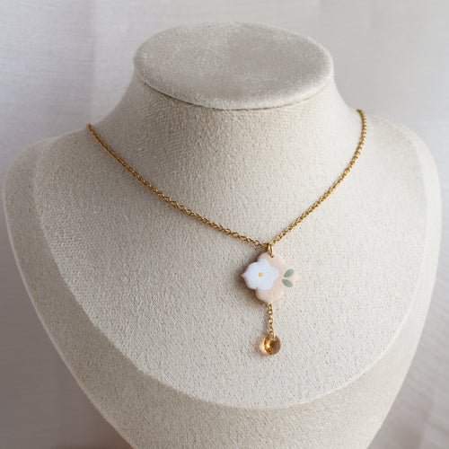 All Things Floral (Aztec Necklace - Cream)