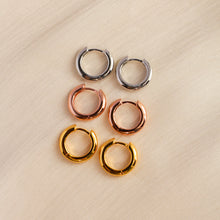 Load image into Gallery viewer, Berlin Statement Huggies (Gold)