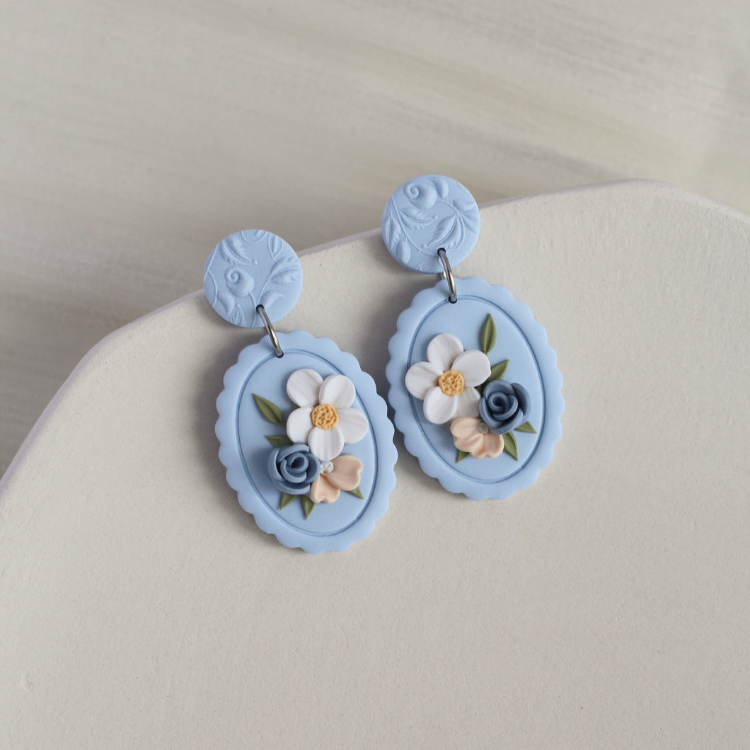 All Things Floral (Scallop Oval - Blue)