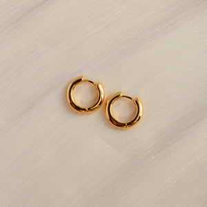 Berlin Statement Huggies (Gold)