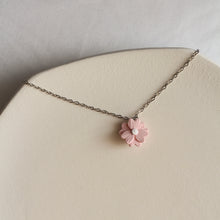 Load image into Gallery viewer, Daisy Necklace (Pink)