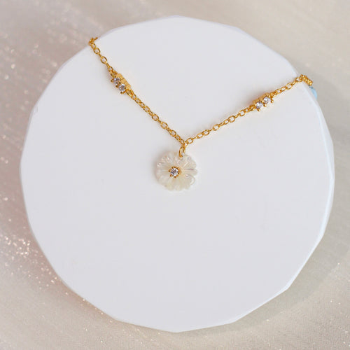 Florence Mother of Pearl Necklace (Gold)