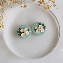 Load image into Gallery viewer, Adela Florals (Round Statement Stud - Tiffany)