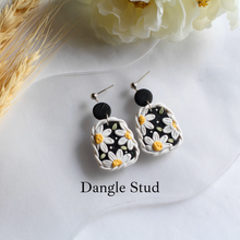 Load image into Gallery viewer, Daisies (Black Trapezium)