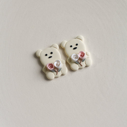 Bear with Roses (Statement Stud - Daffodil)