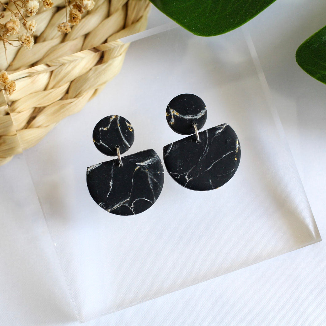 Faux Howlite (Black 3/4 Circle)