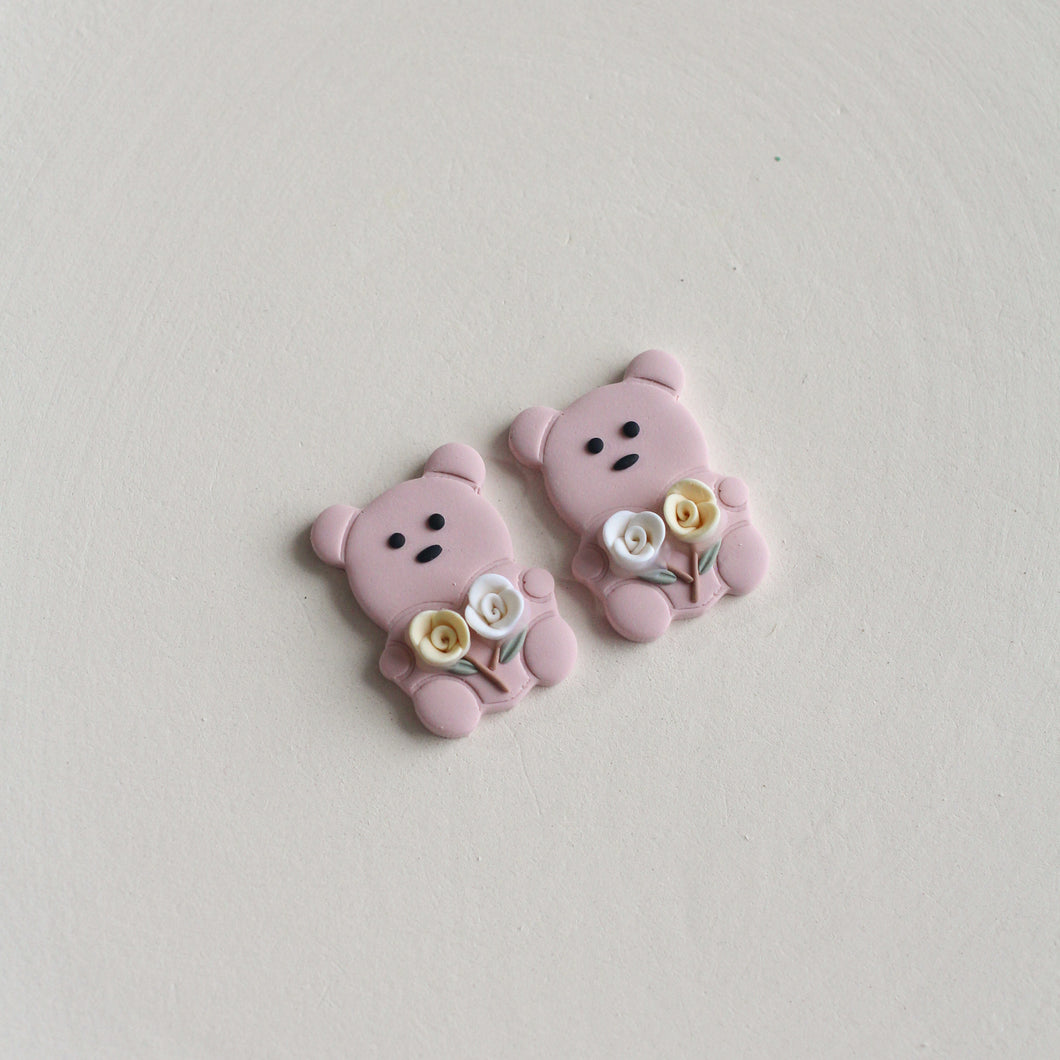 Bear with Roses (Statement Stud - Pink)