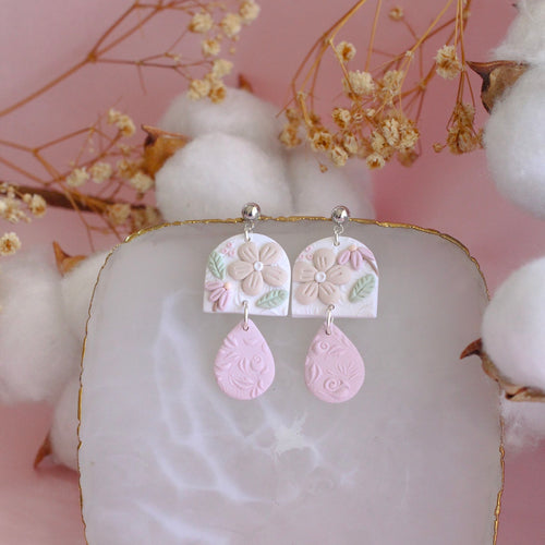 Soft Florals (Arch Teardrop)